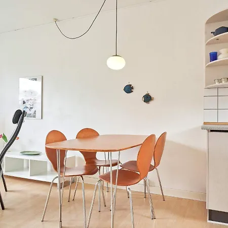 2 Person In Aakirkeby-by Traum Hébergement de vacances Vester Somarken